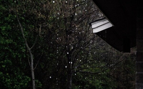 Água da chuva: vale a pena usá-la para consumo?