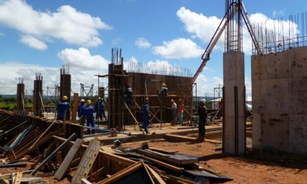 PNUD e parceiros lançam guia que calcula quantidade de água utilizada na construção civil