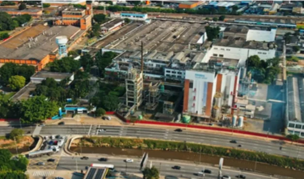 Tecnologias avançadas da Veolia abrem caminho para a Rhodia alcançar 94% de reúso de água em unidade de produção têxtil no Brasil